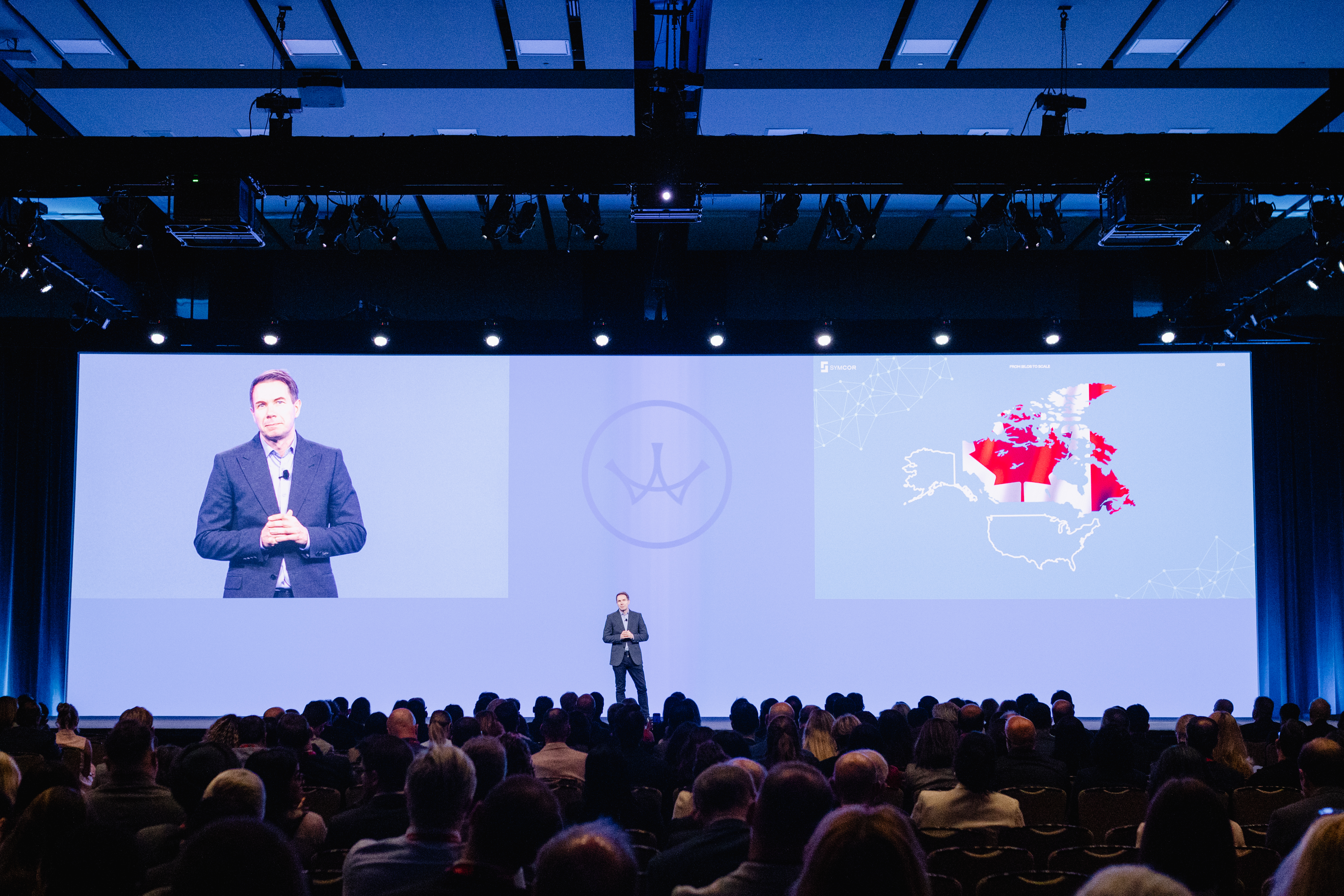 250506_IndigoEvents_0664 Holger at PC